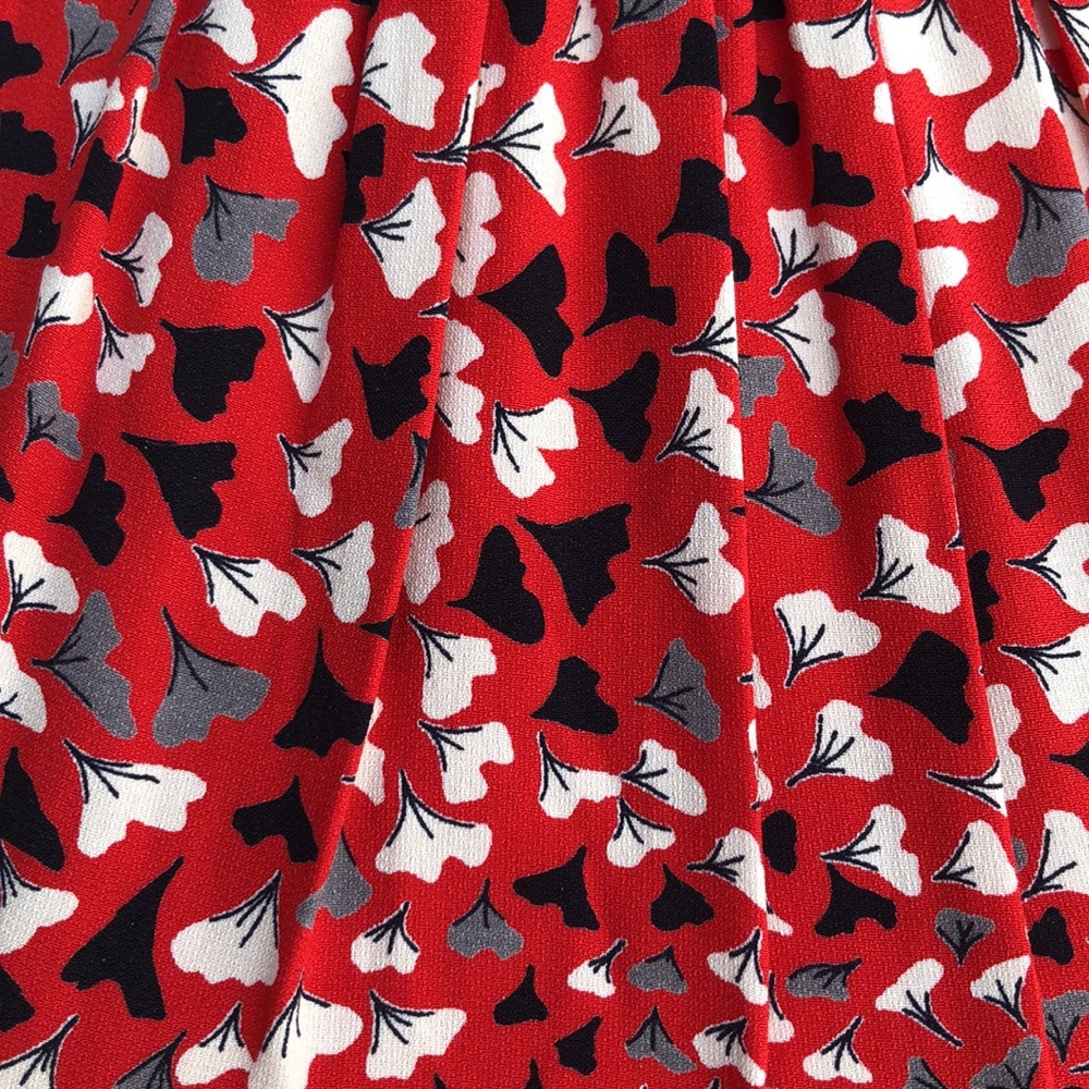 EXQUISE MIDI DRESS - Picture 12 of 16
